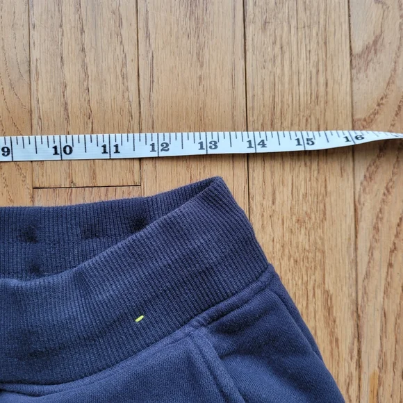 Bench Trackpants - Picture 7 of 9